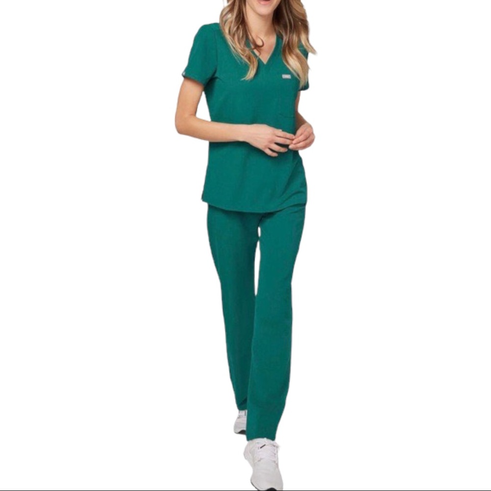 FIGS WOMENS GREEN SCRUB SET